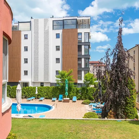 Casa Helena Апартаменти